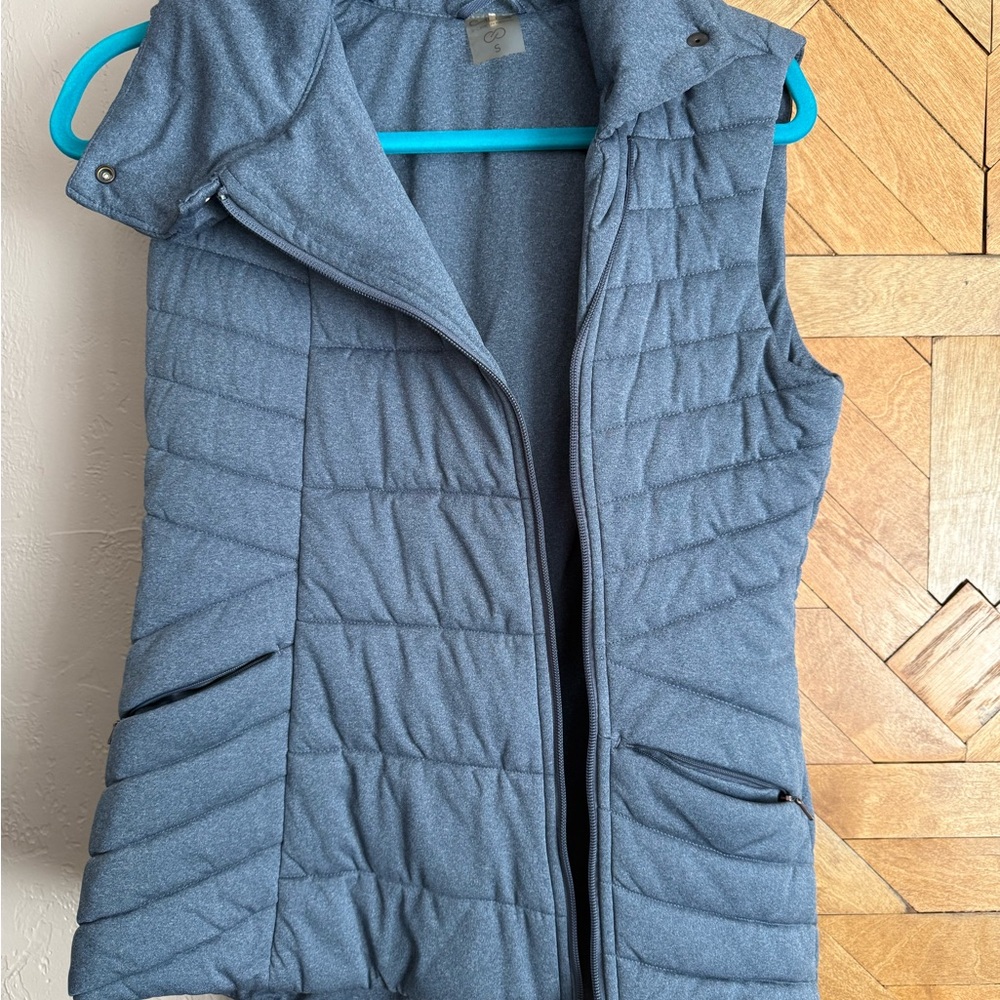 Women's gray Quilted Vest